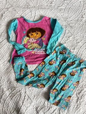 Nickelodeon Dora & Boots Long Sleeve Pajama Set in Pink and Teal